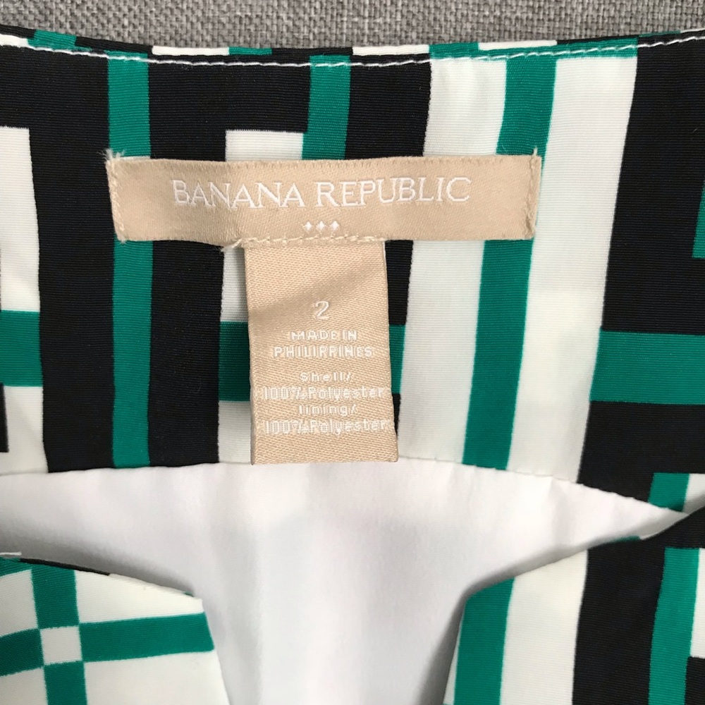 Banana Republic size 2 lined knee-length dress
